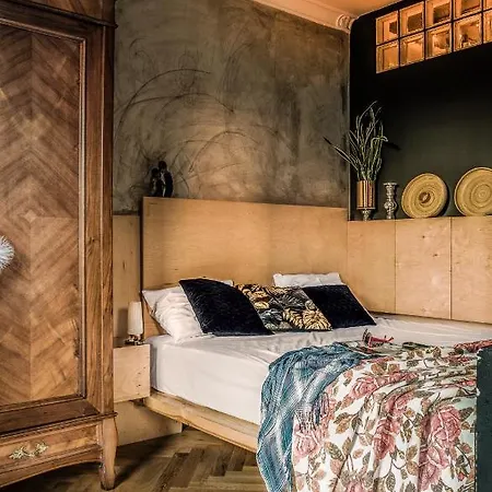 Апартаменты Design Free Parking And Wi Fi Вроцлав